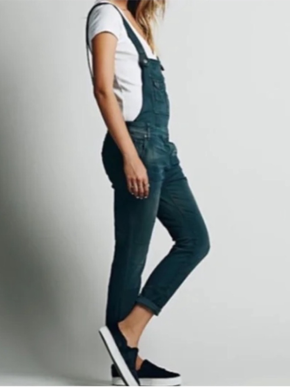 Free People Washed Denim Overall Women Size 30 - Picture 4 of 11